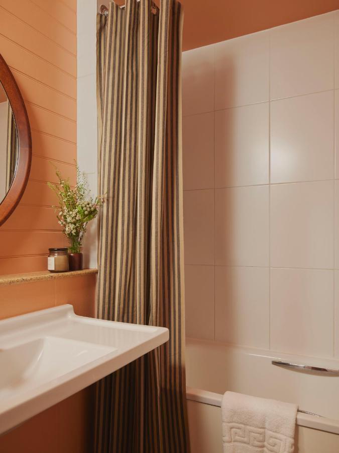 Ember Locke Kensington Aparthotel 4*