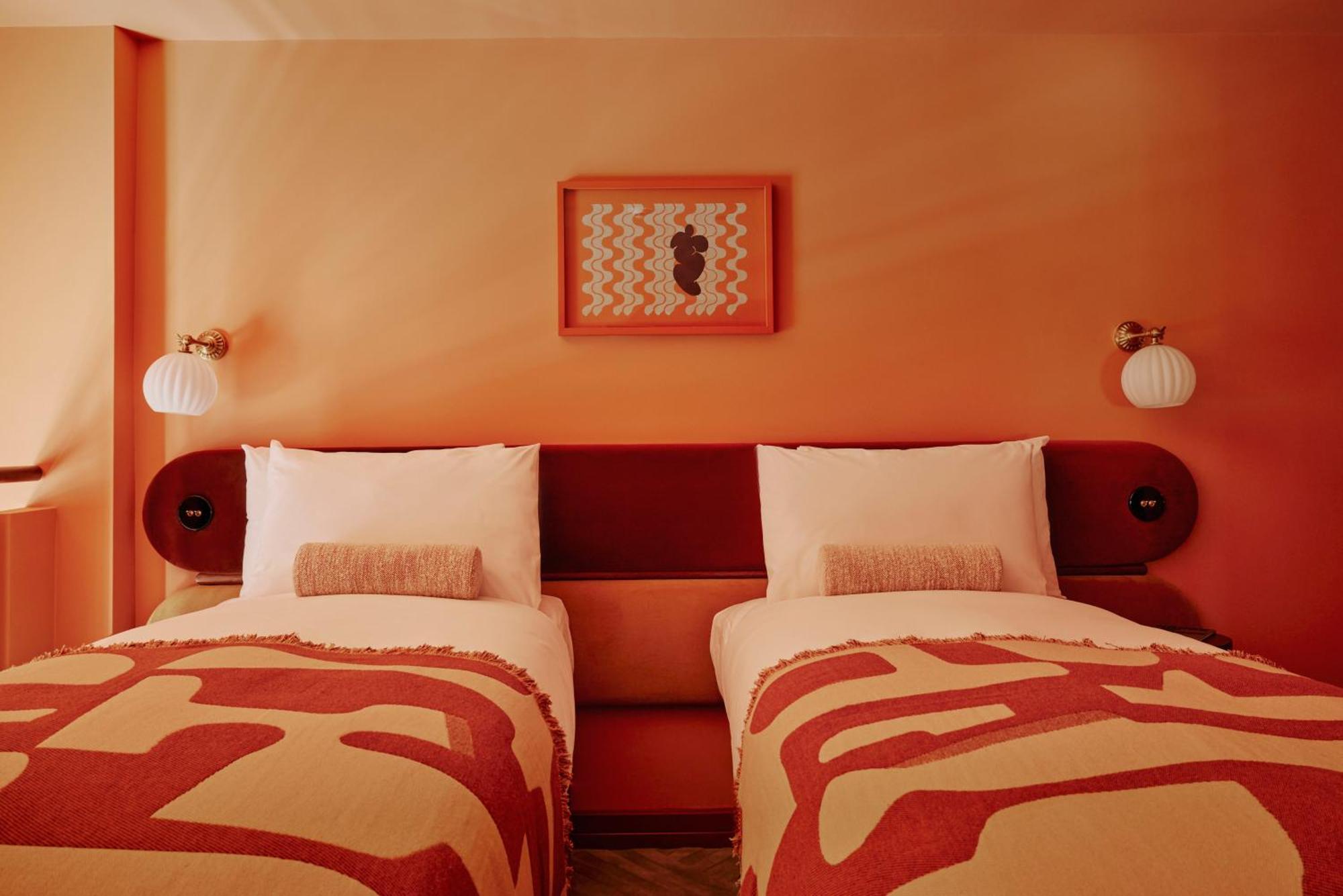 Ember Locke Kensington Aparthotel